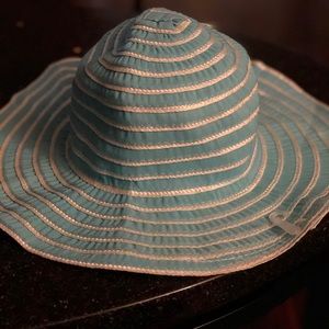 Spring hat/ beach hat